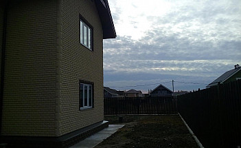 Сип дом зашитый панелями