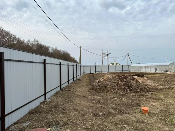 Забор из профлиста купить в Санкт-Петербурге